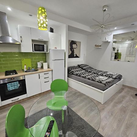 Smart Studio In The Heart Of Boedapest Buitenkant foto